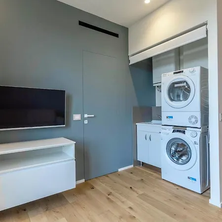 Exclusive Rooftop Vista Duomo Apartment