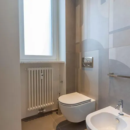 Exclusive Rooftop Vista Duomo Apartment *