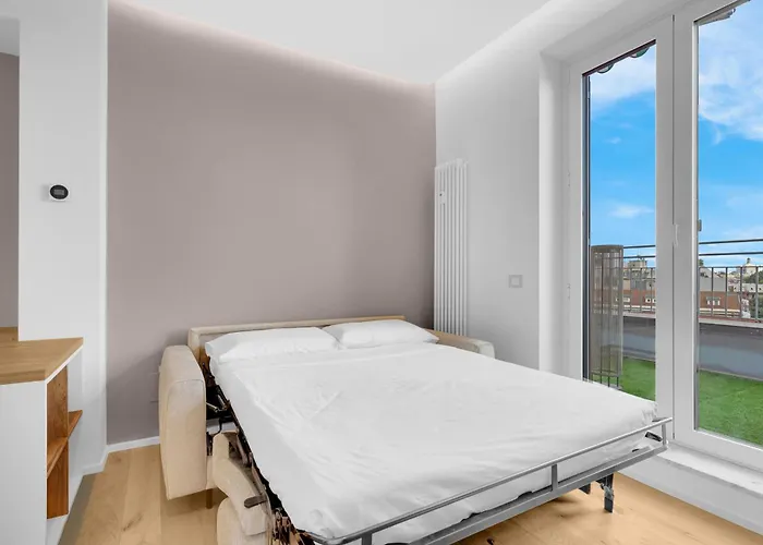 Exclusive Rooftop Vista Duomo Apartment *