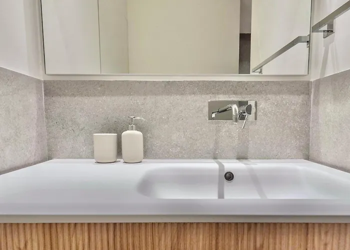 Exclusive Rooftop Vista Duomo Mediolan